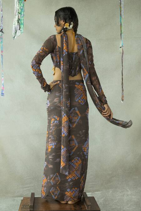 Shop Doh Tak Keh Brown Georgette Jugni Abstract Print Thigh-high Slit Skirt at Aza Fashions Shop_Doh Tak Keh_Brown Georgette Jugni Abstract Print Thigh-high Slit Skirt_at_Aza_Fashions