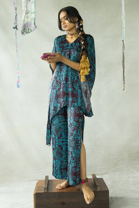 Doh Tak Keh_Brown V-neck Aquamarine Printed Asymmetric Kaftan Pant Set_at_Aza_Fashions
