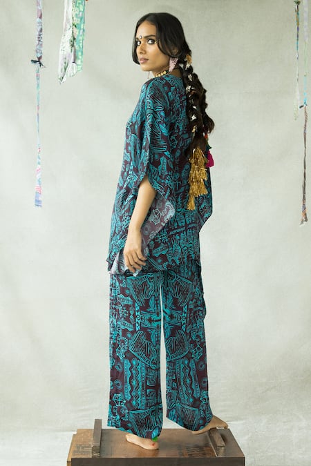 Shop Doh Tak Keh Brown Satin V-neck Bijlee Printed Asymmetric Kaftan at Aza Fashions Shop_Doh Tak Keh_Brown Satin V-neck Bijlee Printed Asymmetric Kaftan_at_Aza_Fashions