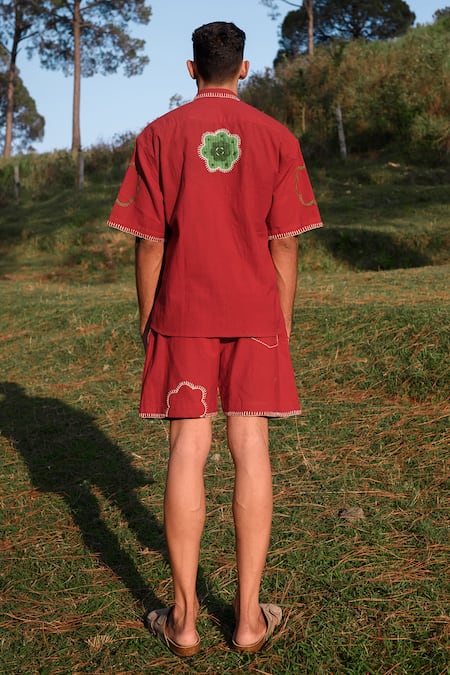 Shop Jodi Red Handloom Cotton Embroidery Cayenne Applique Shorts at Aza Fashions Shop_Jodi_Red Handloom Cotton Embroidery Cayenne Applique Shorts _at_Aza_Fashions