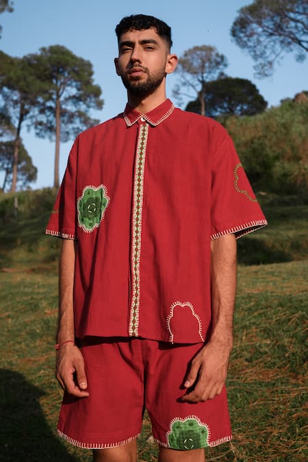 Buy Red Handloom Cotton Embroidered Applique Cayenne Shorts Co ord Set For Men by Jodi Online at Aza Fashions