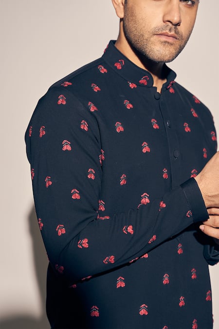 Buy_Kaaj Button X AZA_Black Twill Embroidery Threadwork Kurta With Pant 