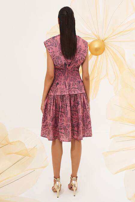 Shop House Of Fett Pink Linen Split V-neck Osaka Abstract Print Dress at Aza Fashions Shop_House Of Fett_Pink Linen Split V-neck Osaka Abstract Print Dress_at_Aza_Fashions