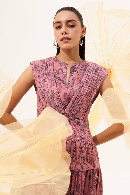 Buy House Of Fett Pink Linen Split V-neck Osaka Abstract Print Dress Buy_House Of Fett_Pink Linen Split V-neck Osaka Abstract Print Dress