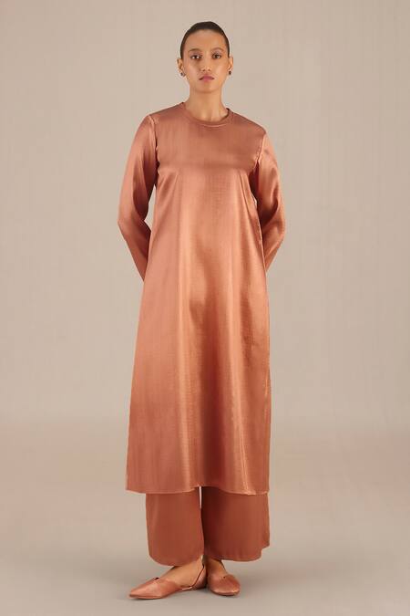 Ampm Gold Round Neck Metallic Woven Tunic And Palazzo Set Online at Aza Fashions Ampm_Gold Round Neck Metallic Woven Tunic And Palazzo Set_Online_at_Aza_Fashions