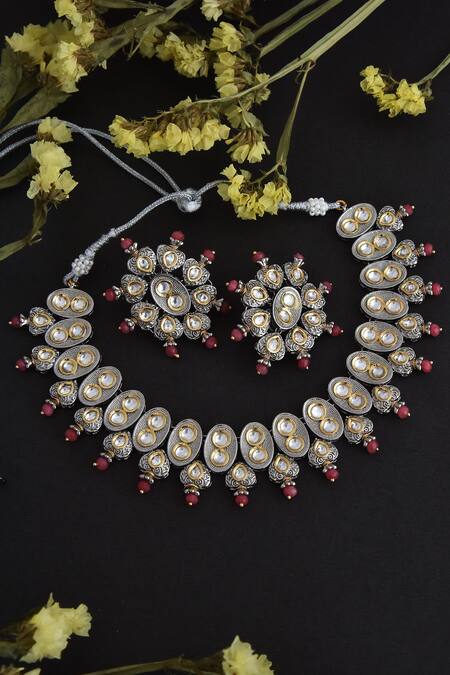 Swabhimann_Pink Stones, Beads Carved Kundan Embellished Necklace Set _Online_at_Aza_Fashions