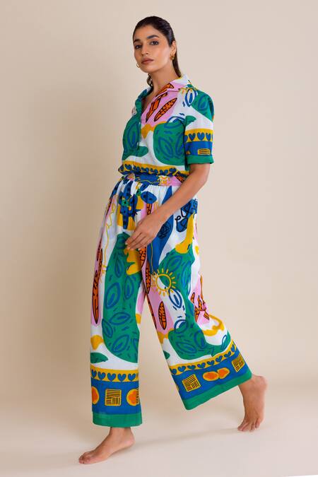 Buy Label Reyya Green Cotton Collared Printed Shirt And Pant Set Online at Aza Fashions Buy_Label Reyya_Green Cotton Collared Printed Shirt And Pant Set_Online_at_Aza_Fashions