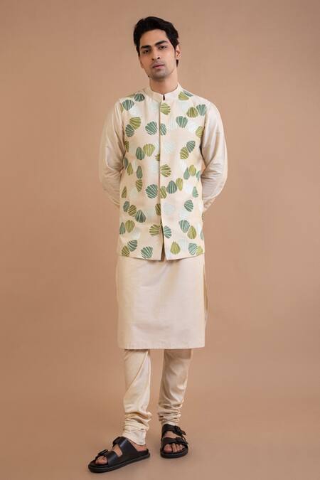 Buy_Priyanka Haralalka_Beige Cotton, Silk Embroidery Quirky Foliage Bundi Set _Online_at_Aza_Fashions