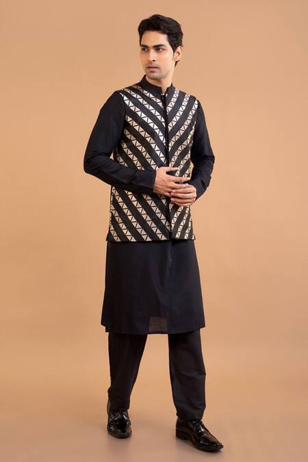 Priyanka Haralalka Black Cotton, Silk Zari Embroidered Bundi Pant Set Online at Aza Fashions Priyanka Haralalka_Black Cotton, Silk Zari Embroidered Bundi Pant Set _Online_at_Aza_Fashions