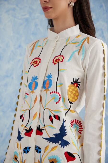 Shop Fuga White Linen Embroidery Collared Floral Top With Bell Bottom Pant Online at Aza Fashions Shop_Fuga_White Linen Embroidery Collared Floral Top With Bell Bottom Pant_Online_at_Aza_Fashions