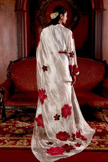 Chambray & CO. Zaira Floral Applique Saree Set 