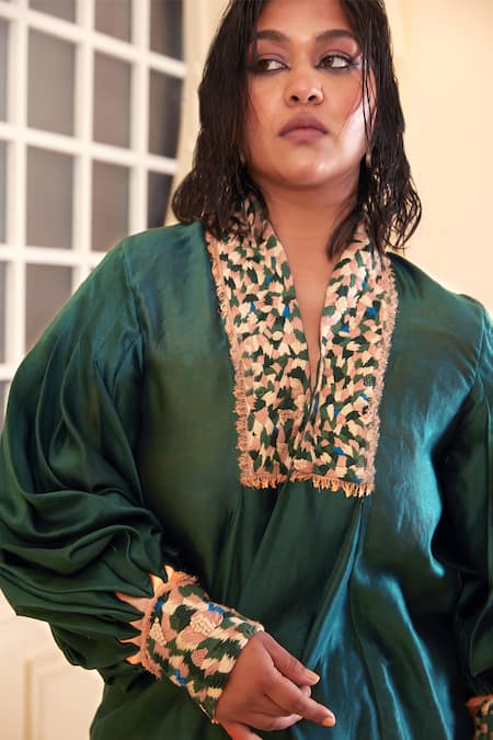 Buy Chambray & CO. Green Silk, Chanderi, Linen Embroidery Alora Thread Placement Top With Pant Online at Aza Fashions Buy_Chambray & CO._Green Silk, Chanderi, Linen Embroidery Alora Thread Placement Top With Pant _Online_at_Aza_Fashions