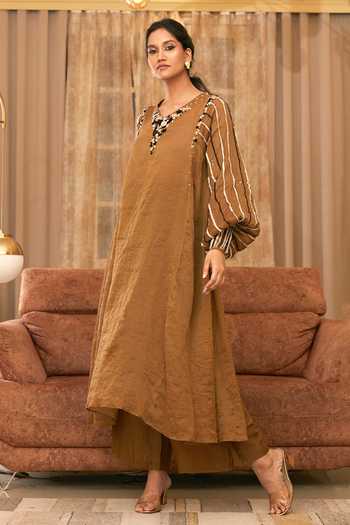 Shop_Chambray & Co._Gold Chanderi , Linen, Embroidery Nisa Thread Floral Kurta With Pant _Online_at_Aza_Fashions