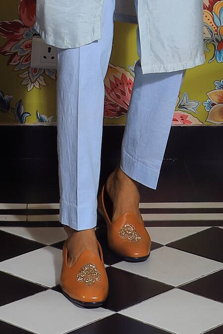 Buy_Yajy By Aditya Jain_Blue Linen, Silk, Cotton Embroidery Floral Printed Kurta And Bundi Set _Online_at_Aza_Fashions