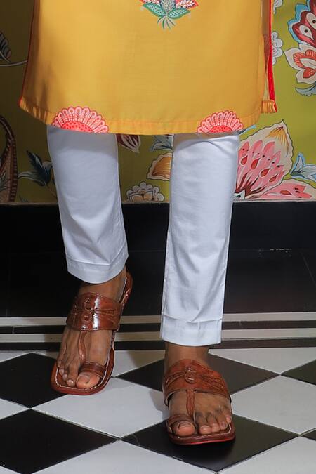 Yajy By Aditya Jain Yellow Silk, Cotton Embroidery Botanical Print Bundi And Kurta Set Online at Aza Fashions Yajy By Aditya Jain_Yellow Silk, Cotton Embroidery Botanical Print Bundi And Kurta Set _Online_at_Aza_Fashions