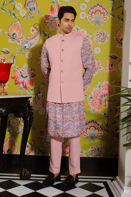Yajy By Aditya Jain Pink Silk, Cotton Quilted Bundi And Floral Print Kurta Set Online at Aza Fashions Yajy By Aditya Jain_Pink Silk, Cotton Quilted Bundi And Floral Print Kurta Set _Online_at_Aza_Fashions