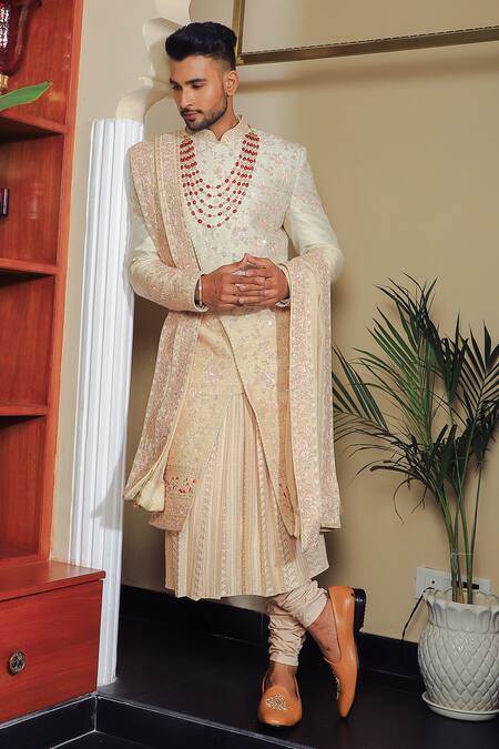 Yajy By Aditya Jain_Off White Silk, Cotton Embroidery, Sequins Sherwani Set _Online_at_Aza_Fashions
