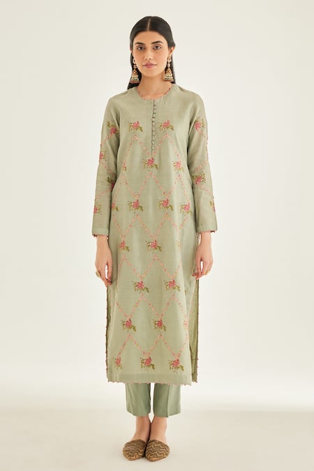 Shyam Narayan Prasad Green Silk, Chanderi, Organza Embroidery Round Neck Block Print And Kurta Set Online at Aza Fashions Shyam Narayan Prasad_Green Silk, Chanderi, Organza Embroidery Round Neck Block Print And Kurta Set _Online_at_Aza_Fashions