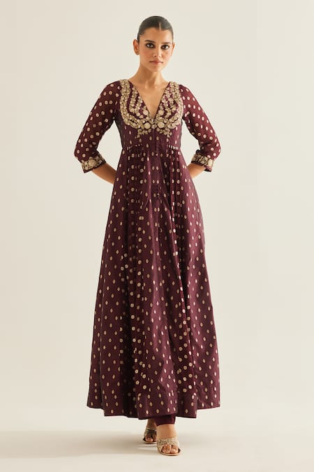 Buy_Shyam Narayan Prasad_Wine Brocade, Organza, Georgette Embroidery V-neck Floral Pattern Anarkali Set _Online_at_Aza_Fashions