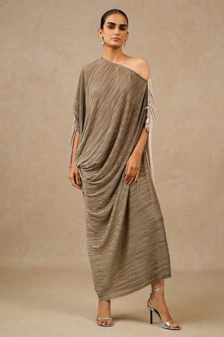 Tarun Tahiliani Ombre Textured Pleated Kaftan 