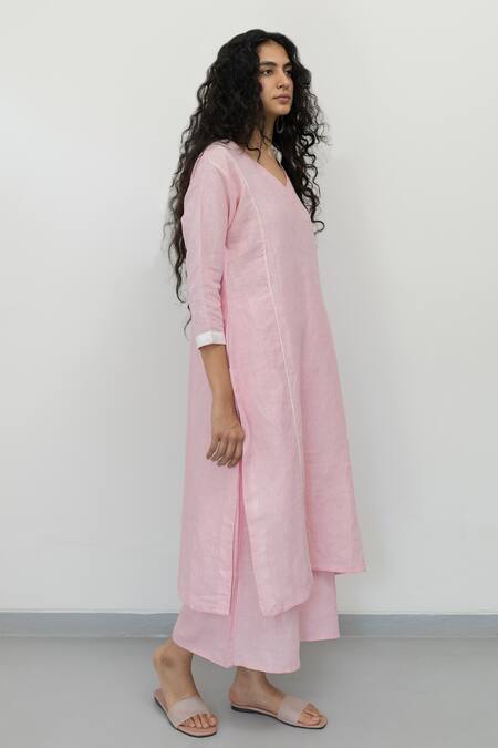 Buy_Silai Studio_Pink Linen V-neck Straight Kurta And Palazzo Set _Online_at_Aza_Fashions