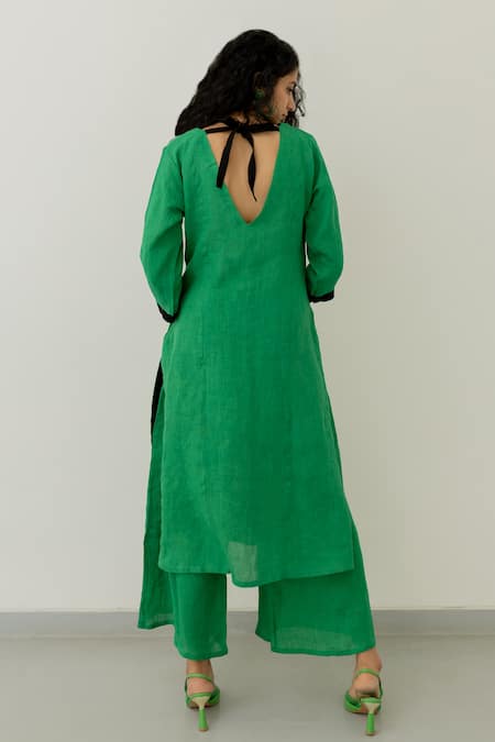 Shop Silai Studio Green Linen V-neck Kurta And Palazzo Set at Aza Fashions Shop_Silai Studio_Green Linen V-neck Kurta And Palazzo Set _at_Aza_Fashions