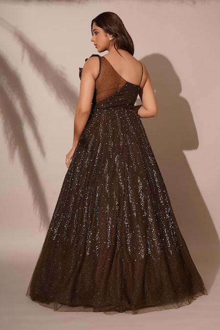 Chaashni By Maansi And Ketan One-Shoulder Tonal Embroidered Gown 