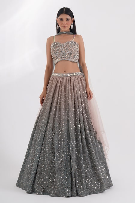 Chaashni By Maansi And Ketan_Green Lycra Sequins, Cut Work Sweetheart Neck Lehenga Blouse Set _Online_at_Aza_Fashions