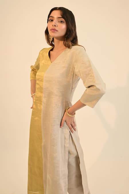 Buy Sheela Suthar Gold Handloom Cotton, Silk V-neck Color Block Kurta And Pant Set Online at Aza Fashions Buy_Sheela Suthar_Gold Handloom Cotton, Silk V-neck Color Block Kurta And Pant Set _Online_at_Aza_Fashions