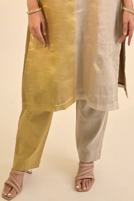 Sheela Suthar Gold Handloom Cotton, Silk V-neck Color Block Kurta And Pant Set at Aza Fashions Sheela Suthar_Gold Handloom Cotton, Silk V-neck Color Block Kurta And Pant Set _at_Aza_Fashions