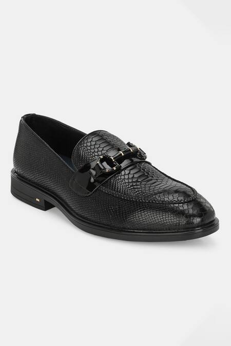Lafattio_Black Textured Leather Loafers _Online_at_Aza_Fashions