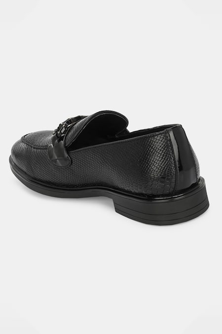 Lafattio_Black Textured Leather Loafers _at_Aza_Fashions