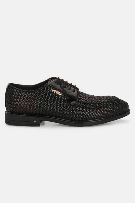 Buy_Lafattio_Red Textured Shoes  _Online_at_Aza_Fashions