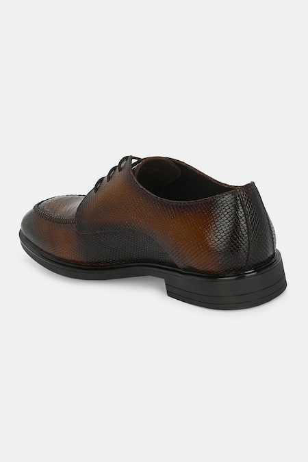 Lafattio_Brown Textured Leather Lace-up Shoes  _at_Aza_Fashions