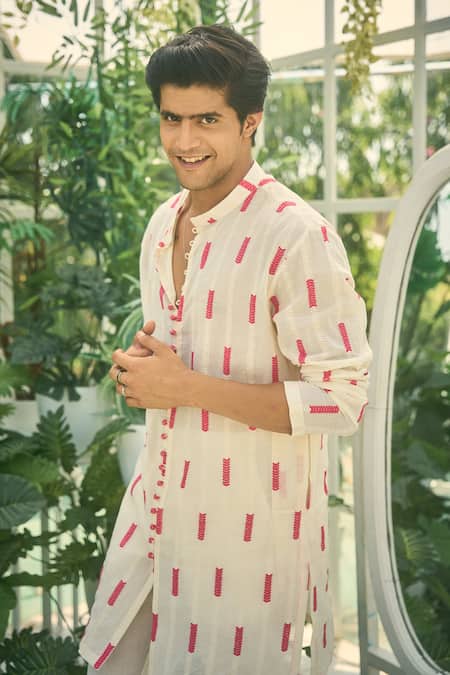 Shop_Nafs_Off White Cotton Embroidery Arrow Thread Kurta Set _at_Aza_Fashions