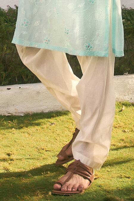 Nafs_Blue Chanderi Embroidery, Mirrors, Sequins Bloom Applique Kurta Set_Online_at_Aza_Fashions