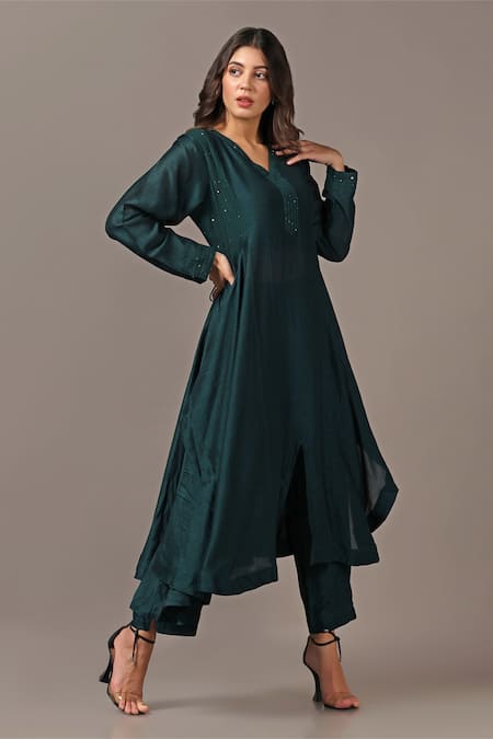 Buy_Two Sisters By Gyans_Green Silk Sequins V-neck Asymmetrical Kurta And Pant Set 