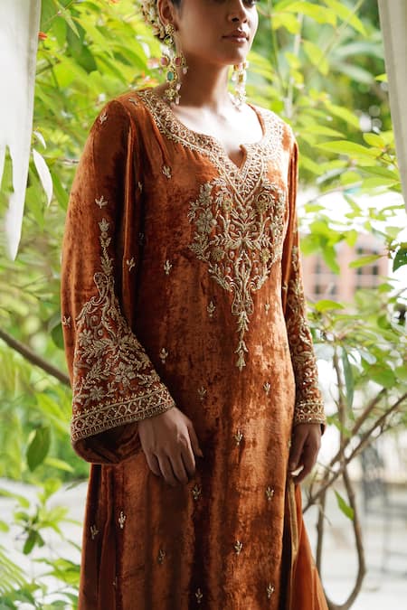 Shop_Gul By Aishwarya_Gold , Satin, Organza Embroidery Round Neck, Straight Kurta Pant Set _Online_at_Aza_Fashions