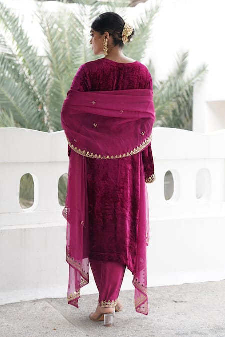 Gul By Aishwarya Velvet Floral Embroidered Kurta Pant Set 