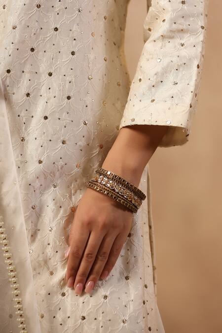 Buy_Palak Khandelwal_White Silk, Georgette, Organza Sequins, Pearls, Embroidered Kurta Sharara Set 