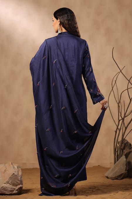 Palak Khandelwal Embroidered Sleeve Kurta Pant Set 