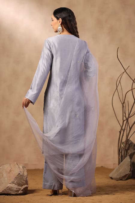 Palak Khandelwal Floral Embroidered Chanderi Kurta Pant Set 