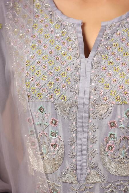 Buy_Palak Khandelwal_Purple Chanderi, Organza Cut Work, Sequins, Floral Embroidered Kurta Pant Set 