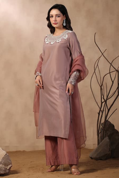 Palak Khandelwal_Pink Chanderi, Organza Cut Work, Pearls Round Neck Embroidered Yoke Kurta Set _Online_at_Aza_Fashions