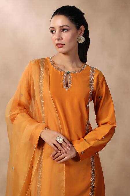 Palak Khandelwal_Orange Chanderi, Organza Sequins, Pearls, Cut Floral Embroidered Kurta Pant Set _at_Aza_Fashions