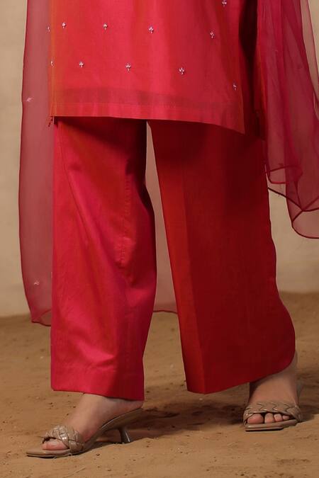 Buy_Palak Khandelwal_Red Chanderi, Organza Cut Work, Sequins, Pearls Embroidered Kurta Pant Set _Online_at_Aza_Fashions