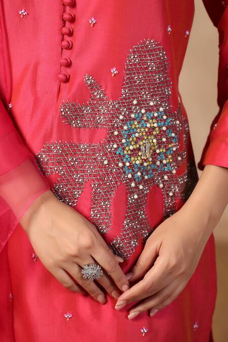 Palak Khandelwal_Red Chanderi, Organza Cut Work, Sequins, Pearls Embroidered Kurta Pant Set _at_Aza_Fashions