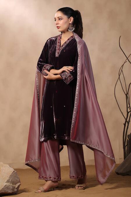 Shop_Palak Khandelwal_Purple Velvet, Chanderi, Organza Sequins, Pearls, Cut Work, Floral Kurta Set _Online_at_Aza_Fashions