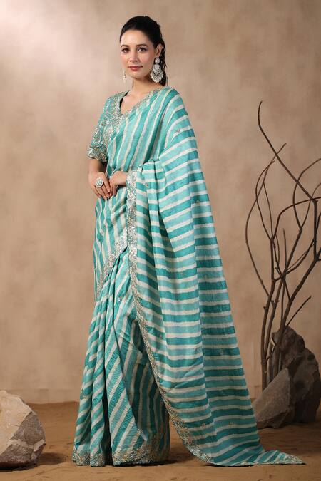 Palak Khandelwal_Green Silk Gota Patti, Sequins, Pearls V-neck Leheriya Saree With Blouse _Online_at_Aza_Fashions