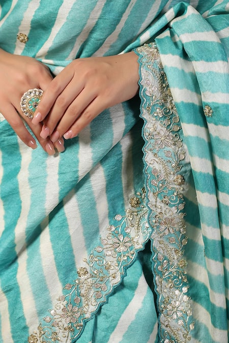 Shop_Palak Khandelwal_Green Silk Gota Patti, Sequins, Pearls V-neck Leheriya Saree With Blouse _Online_at_Aza_Fashions